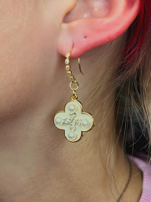 Gold Accent dangling Earrings Janice Boutique Shop